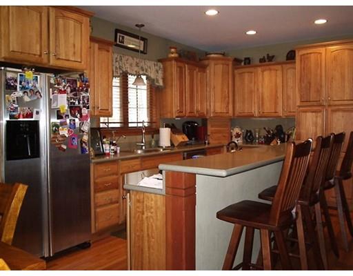 1557 Main St, Acushnet, MA 02743 photo 14