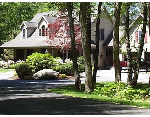 1557 Main St, Acushnet, MA 02743 photo 2