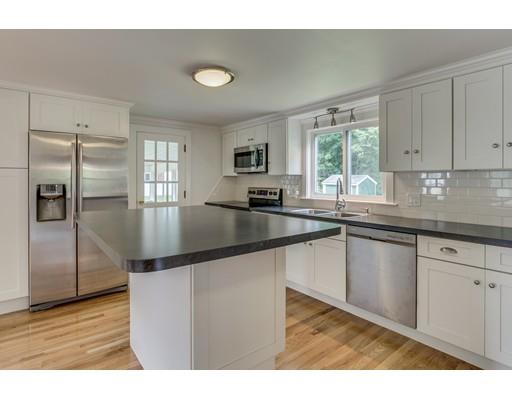 36 Clapp St, Walpole, MA 02081 photo 12