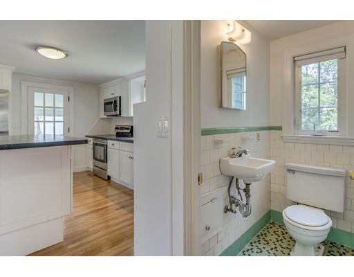 36 Clapp St, Walpole, MA 02081 photo 17