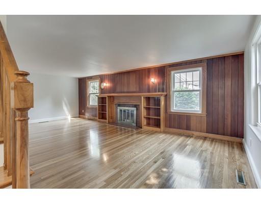 36 Clapp St, Walpole, MA 02081 photo 5