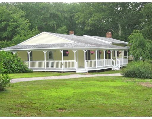 83 Maple St, Douglas, MA 01516 photo 1