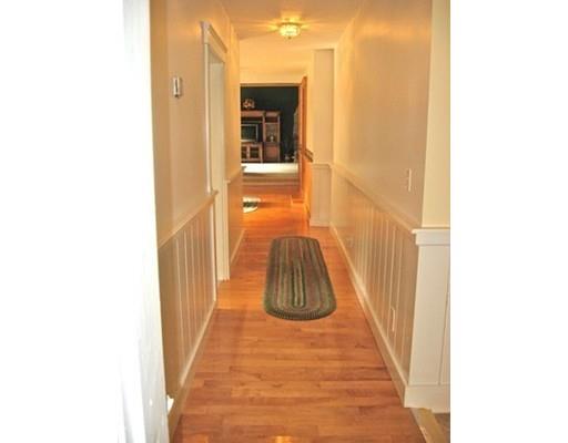83 Maple St, Douglas, MA 01516 photo 9