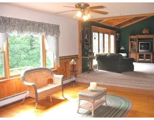 83 Maple St, Douglas, MA 01516 photo 14