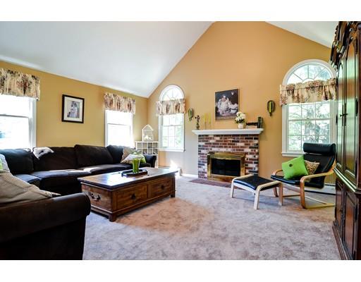 6 Marks Way, Maynard, MA 01754 photo 3