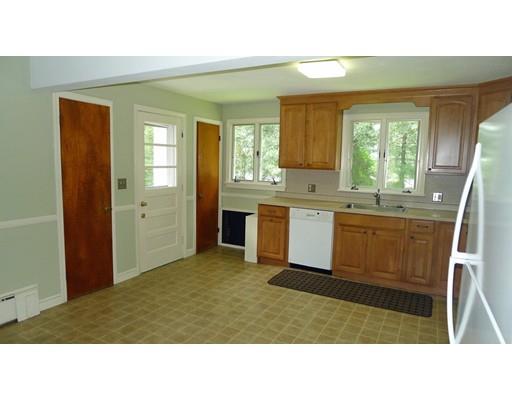 271 Newton Rd, Springfield, MA 01118 photo 12