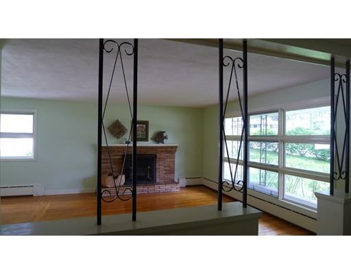 271 Newton Rd, Springfield, MA 01118 photo 8