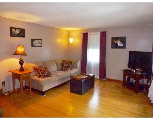 34 Exeter St, West Springfield, MA 01089 photo 10