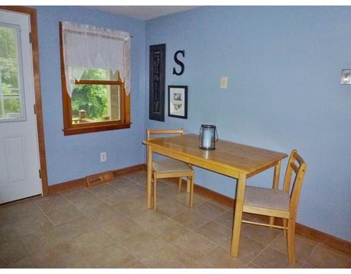 34 Exeter St, West Springfield, MA 01089 photo 8