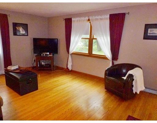 34 Exeter St, West Springfield, MA 01089 photo 12