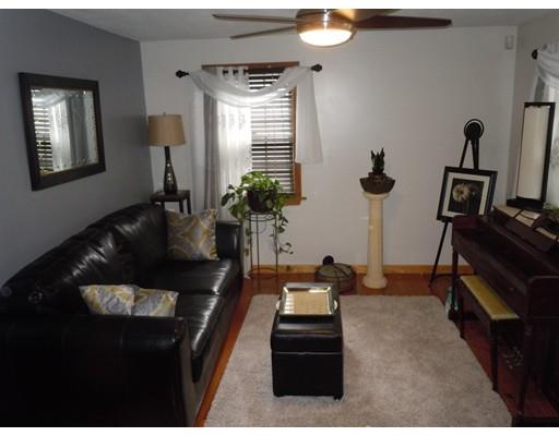 29 Burnside Ter, Springfield, MA 01118 photo 8