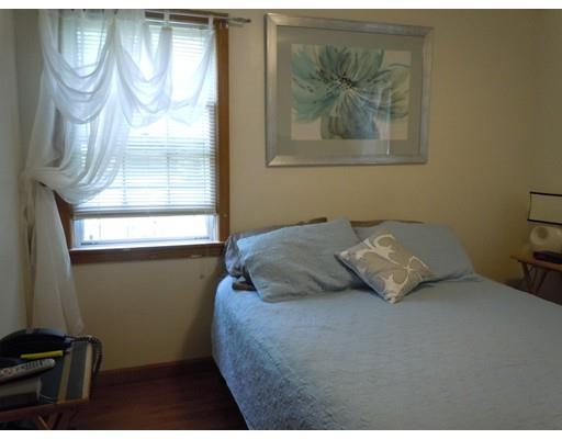 29 Burnside Ter, Springfield, MA 01118 photo 11
