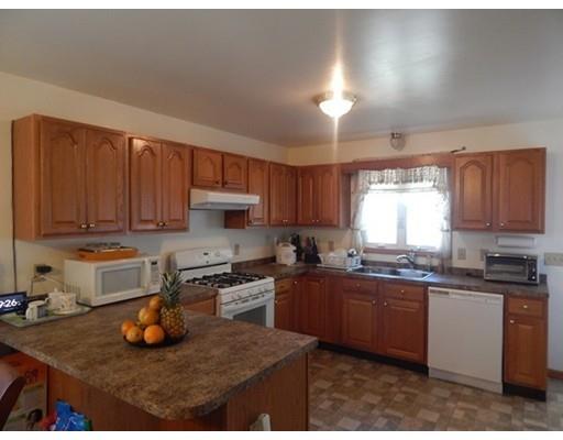 115 Tuttle St, Fall River, MA 02724 photo 7