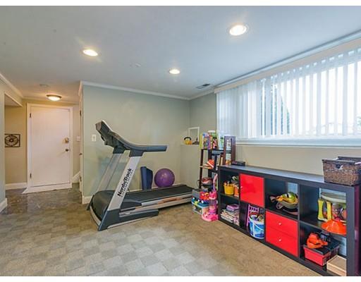 28 Crest Rd, Framingham, MA 01702 photo 14