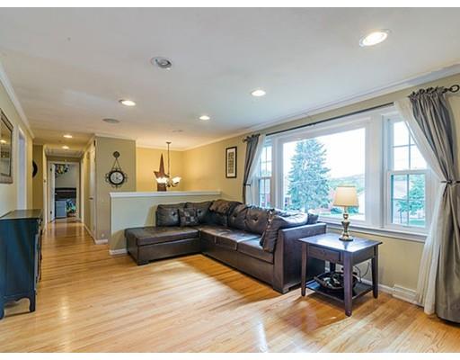 28 Crest Rd, Framingham, MA 01702 photo 3