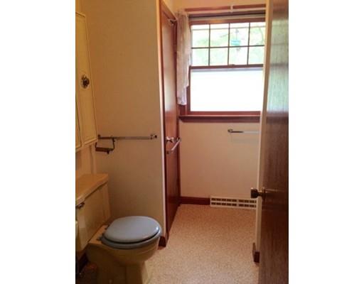 8 Thom Ave, Bourne, MA 02532 photo 12