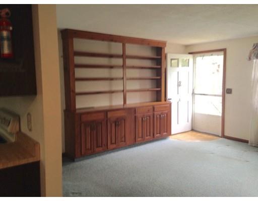 8 Thom Ave, Bourne, MA 02532 photo 5