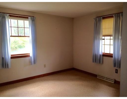 8 Thom Ave, Bourne, MA 02532 photo 10