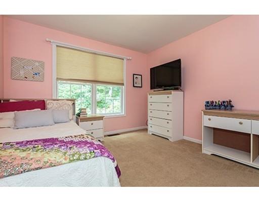 75 Hidden Rd, Dracut, MA 01826 photo 16
