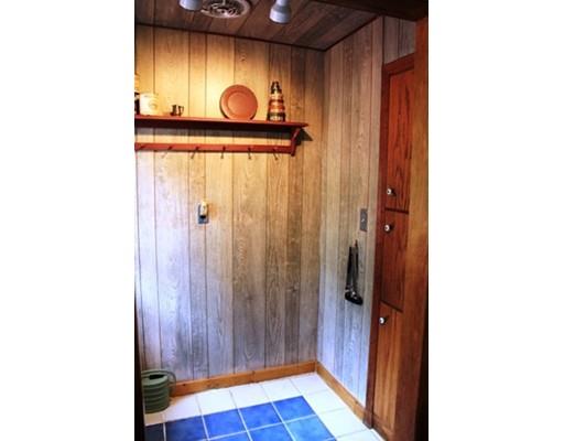 359 Granite St, Worcester, MA 01607 photo 4
