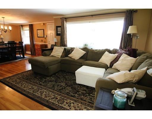 22 Joseph St, Saugus, MA 01906 photo 13