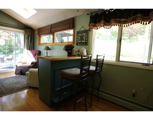 22 Joseph St, Saugus, MA 01906 photo 6