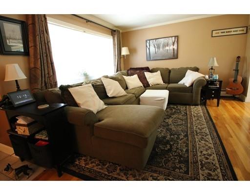 22 Joseph St, Saugus, MA 01906 photo 11