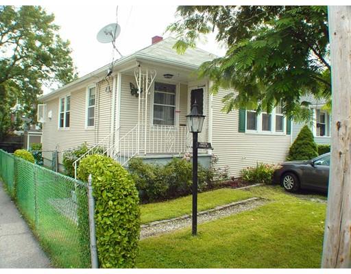 76 Hemlock St, Fall River, MA 02720 photo 1