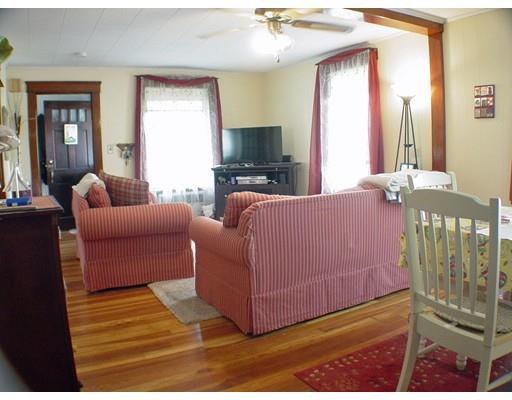 76 Hemlock St, Fall River, MA 02720 photo 10