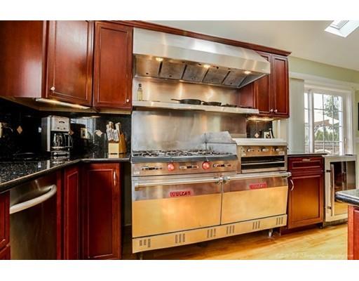 15 Trask St, Danvers, MA 01923 photo 5