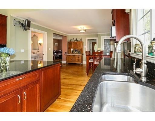 15 Trask St, Danvers, MA 01923 photo 10