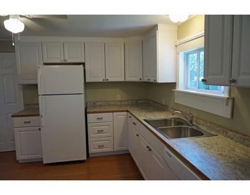 15 Pomeroy St, Easthampton, MA 01027 photo 10