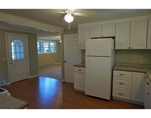 15 Pomeroy St, Easthampton, MA 01027 photo 14