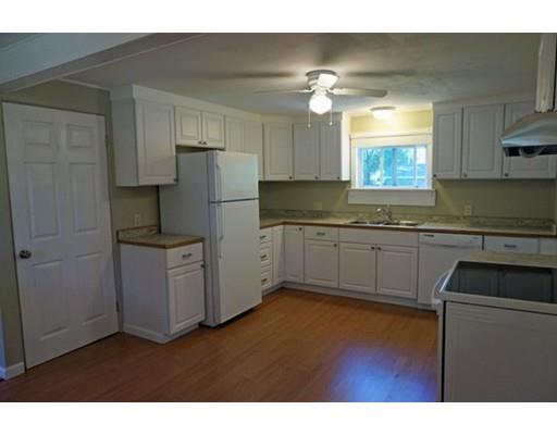 15 Pomeroy St, Easthampton, MA 01027 photo 12