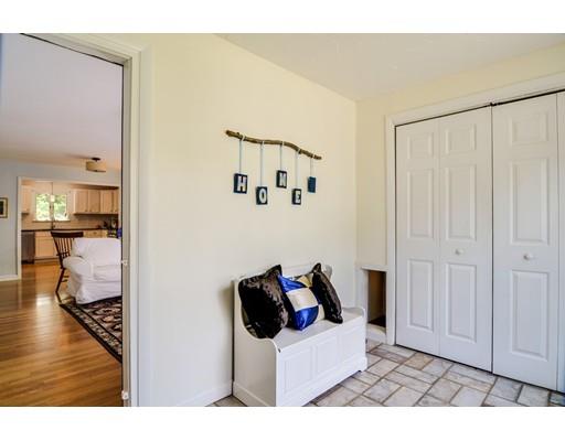 23 Morse Rd, Framingham, MA 01701 photo 4