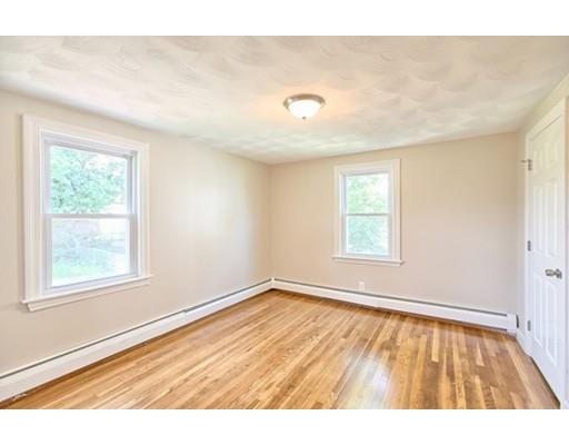 22 Hartz St, Gloucester, MA 01930 photo 15