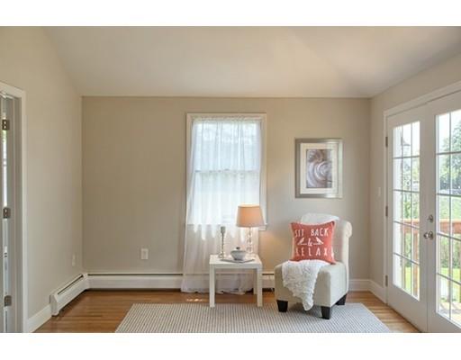 22 Hartz St, Gloucester, MA 01930 photo 18