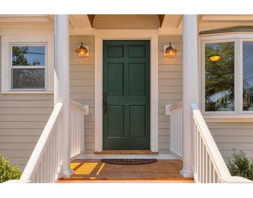 22 Hartz St, Gloucester, MA 01930 photo 3