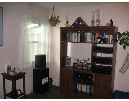 127 Windsor St, Fall River, MA 02723 photo 7