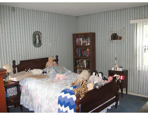 127 Windsor St, Fall River, MA 02723 photo 6