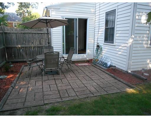 30 Eckington St, Springfield, MA 01108 photo 9