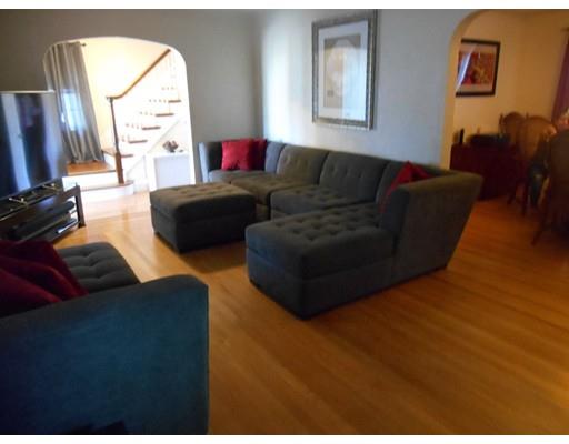 30 Eckington St, Springfield, MA 01108 photo 5