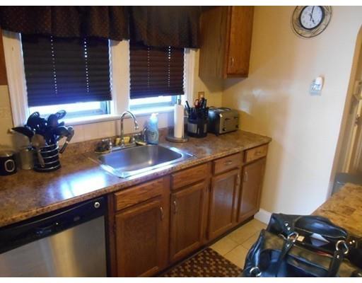 30 Eckington St, Springfield, MA 01108 photo 14