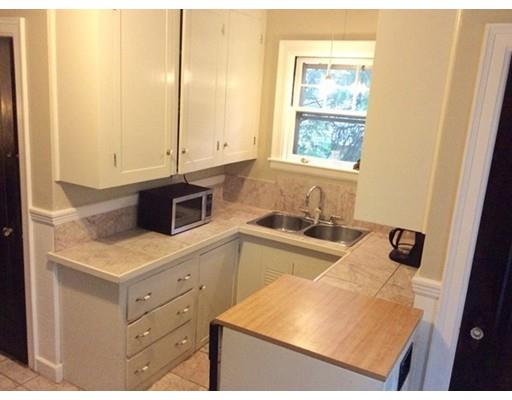 39 Berkmans St, Worcester, MA 01602 photo 10