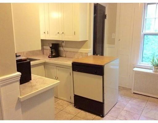 39 Berkmans St, Worcester, MA 01602 photo 11