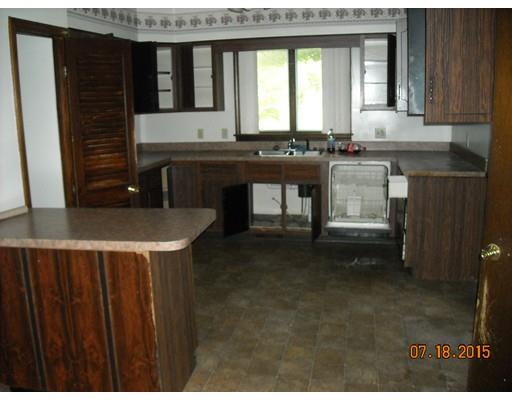 77 Meadow St, Chicopee, MA 01013 photo 7