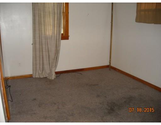 77 Meadow St, Chicopee, MA 01013 photo 10