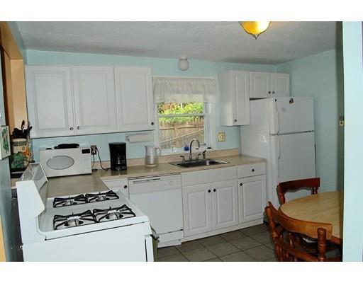 48 Maple St, Lowell, MA 01852 photo 14