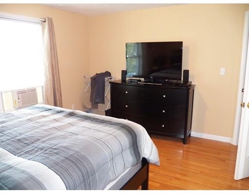 2 Marie St, Worcester, MA 01604 photo 9