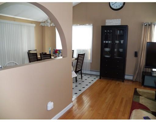 2 Marie St, Worcester, MA 01604 photo 17